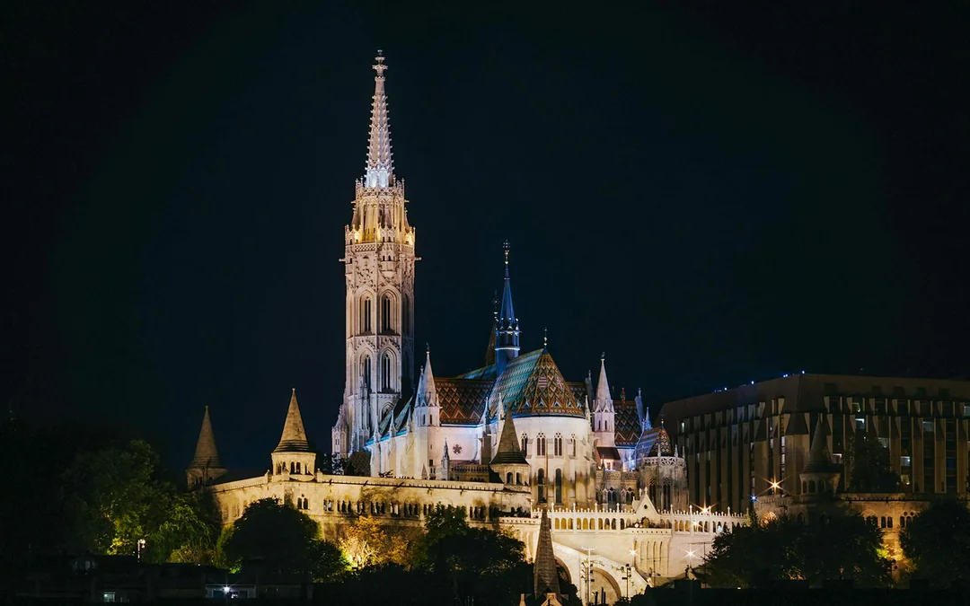 Budapest Danube River Dinner & Lights Cruise Image 7