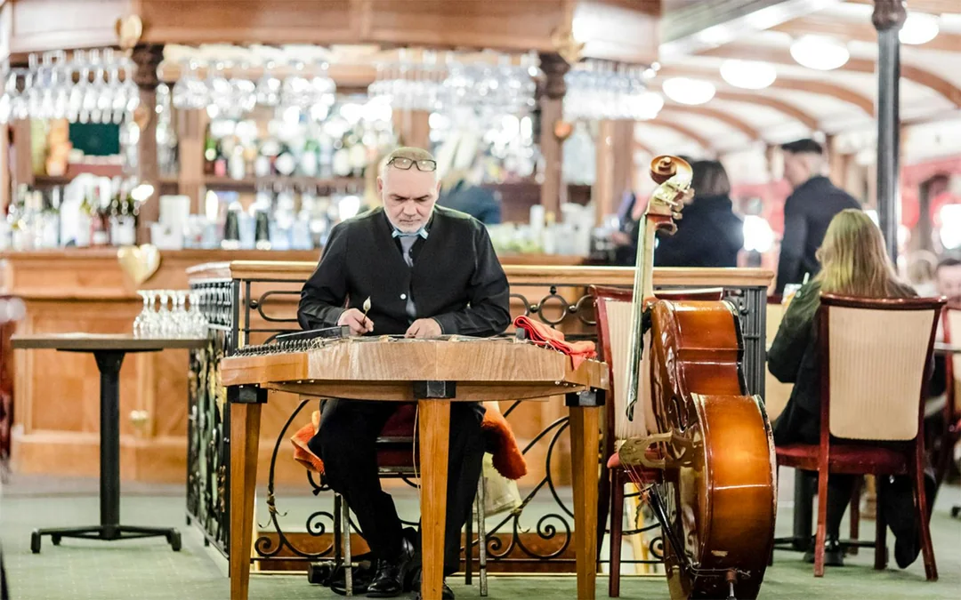 Budapest Danube River Evening Cruise with Live Music Image 2