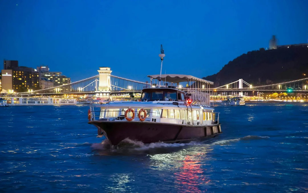 Budapest Danube River Nighttime Sightseeing Cruise Image 1