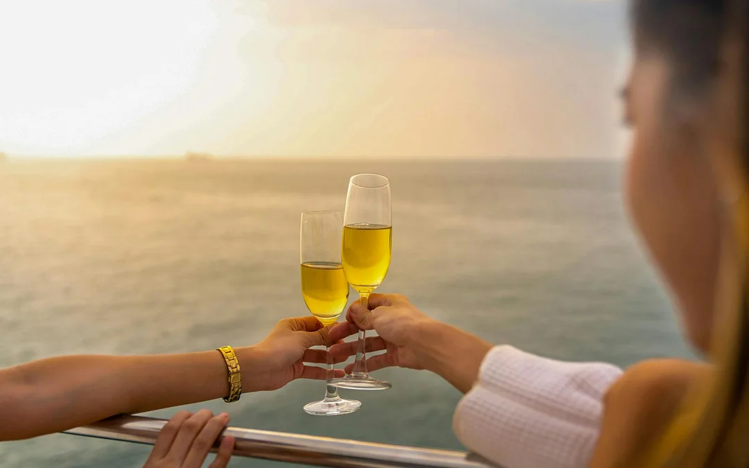 Budapest Danube River Sunset Cruise with Drinks Image 4