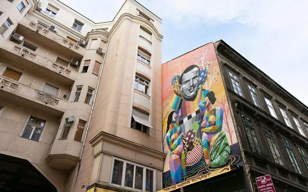 Budapest: Jewish Quarter & Ghetto Wall Memorial Guided Tour Image 2