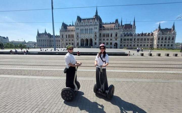 Budapest Live Guided City Segway Tours Buda & Pest Image 4