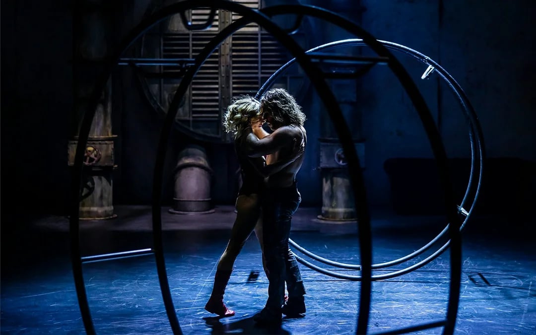 Budapest: Recirquel Walk My World Immersive Show Tickets Image 5