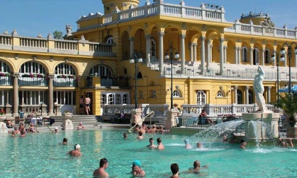 Budapest Széchenyi Thermal Bath entrance ticket