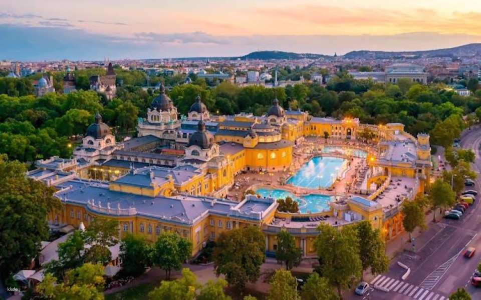 Budapest Széchenyi Thermal Bath entrance ticket