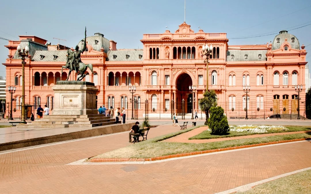 Buenos Aires Private City Tour by Private Vehicle with Hotel Pickup and Drop-off Image 8