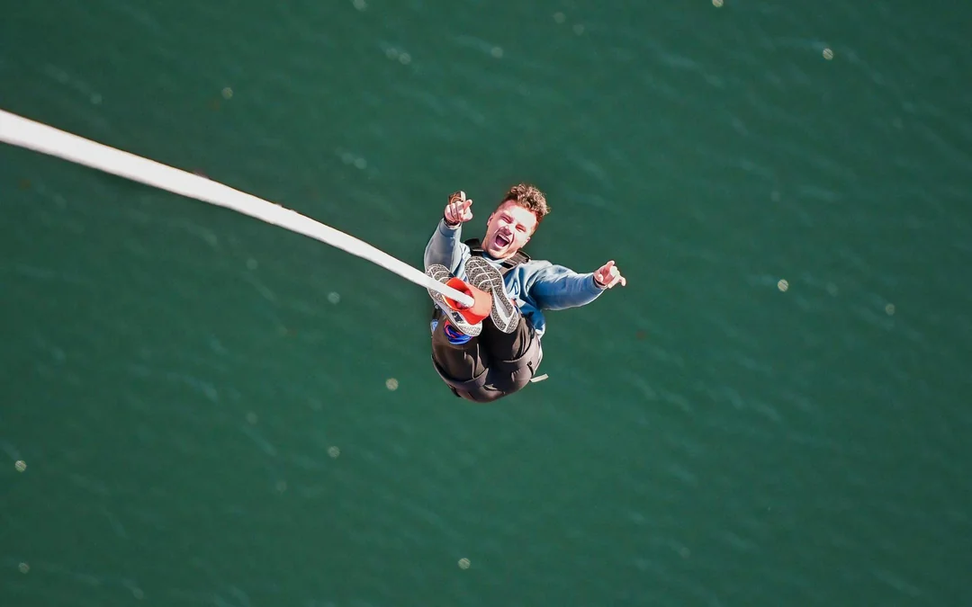 Bungy Jump Stockhorn with Gondola Ticket Image 4
