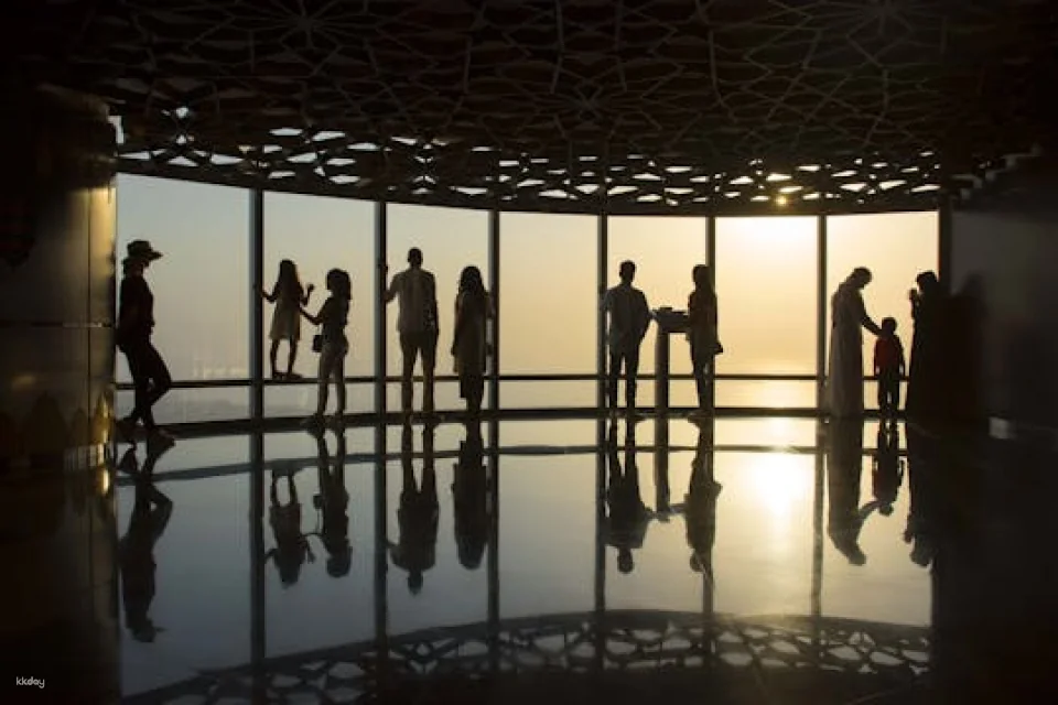 Burj Khalifa At the Top tickets with The Café