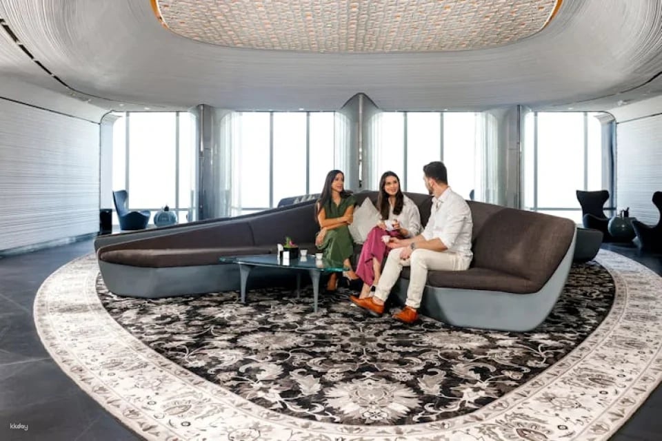 Burj Khalifa fast-track tickets: levels 124, 125 and 148