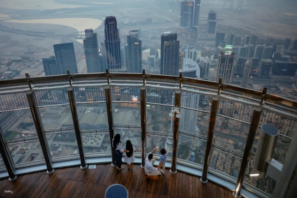 Burj Khalifa tickets: levels 124 and 125