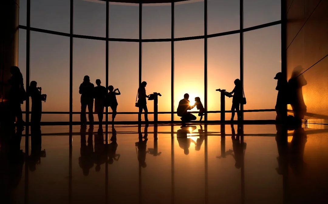 Burj Khalifa Sunset Tickets: At The Top (Level 124 & 125) Image 1