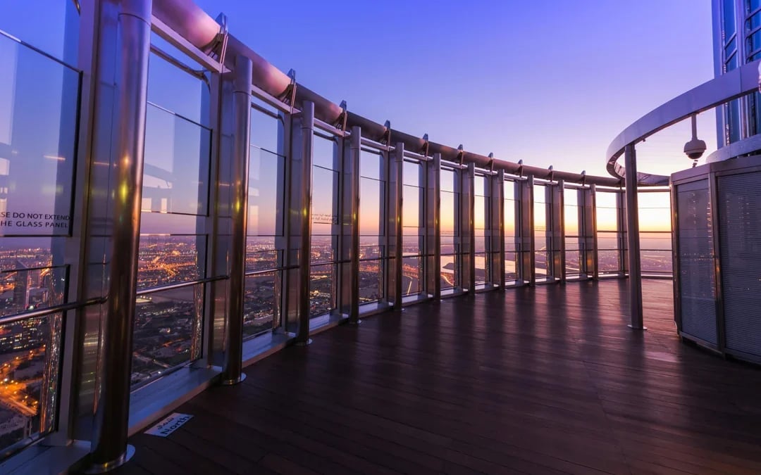 Burj Khalifa Sunset Tickets: At The Top (Level 124 & 125) Image 5