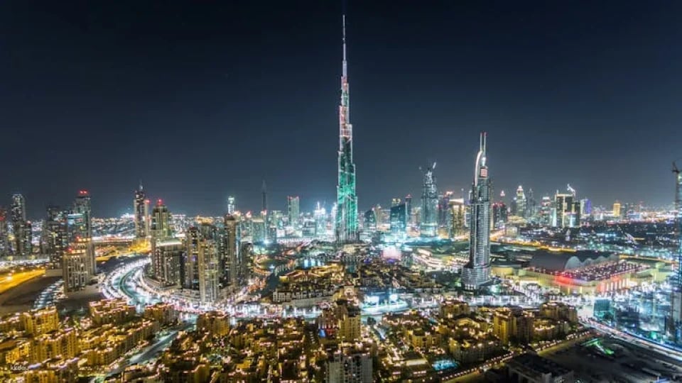 Burj Khalifa with access to the VIP Lounge World’s Highest Experience