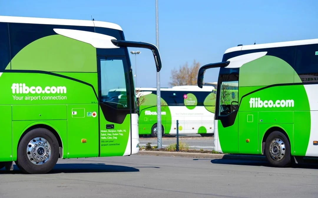Bus Transfer: Flibco Transfers Between London Stansted Airport & London City Image 6
