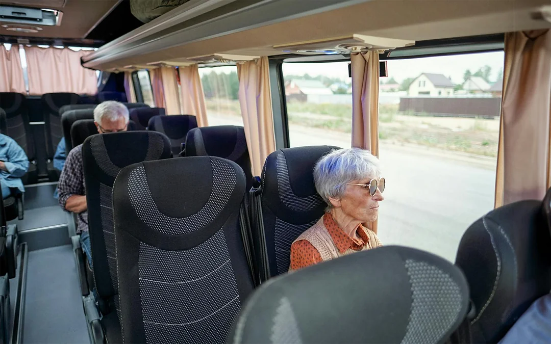 Bus Transfer: Flibco Transfers Between London Stansted Airport & London City Image 7