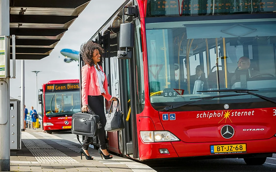 Bus Transfers: Schiphol Airport to/from City Center by Amsterdam Airport Express Image 2
