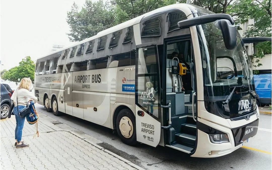 Bus Transfers: Venice Marco Polo Airport to/from Piazzale Roma/Mestre Central Train Station Image 4