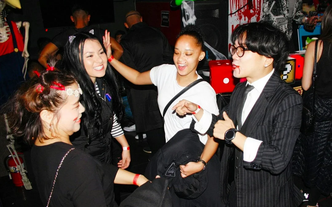 Busan Pub Crawl Image 1