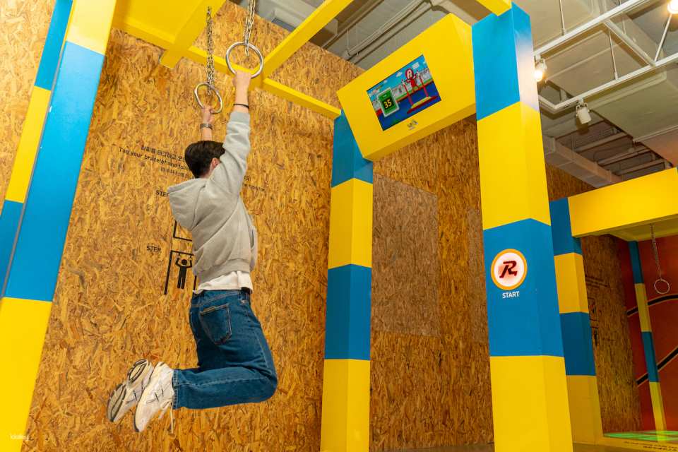 Busan | Running Man Experience & Dynamic Maze Admission Ticket