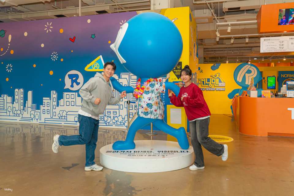 Busan | Running Man Experience & Dynamic Maze Admission Ticket