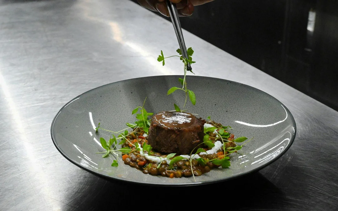 Bustronome Dubai Sightseeing Tour with Gourmet Lunch or Dinner Image 3
