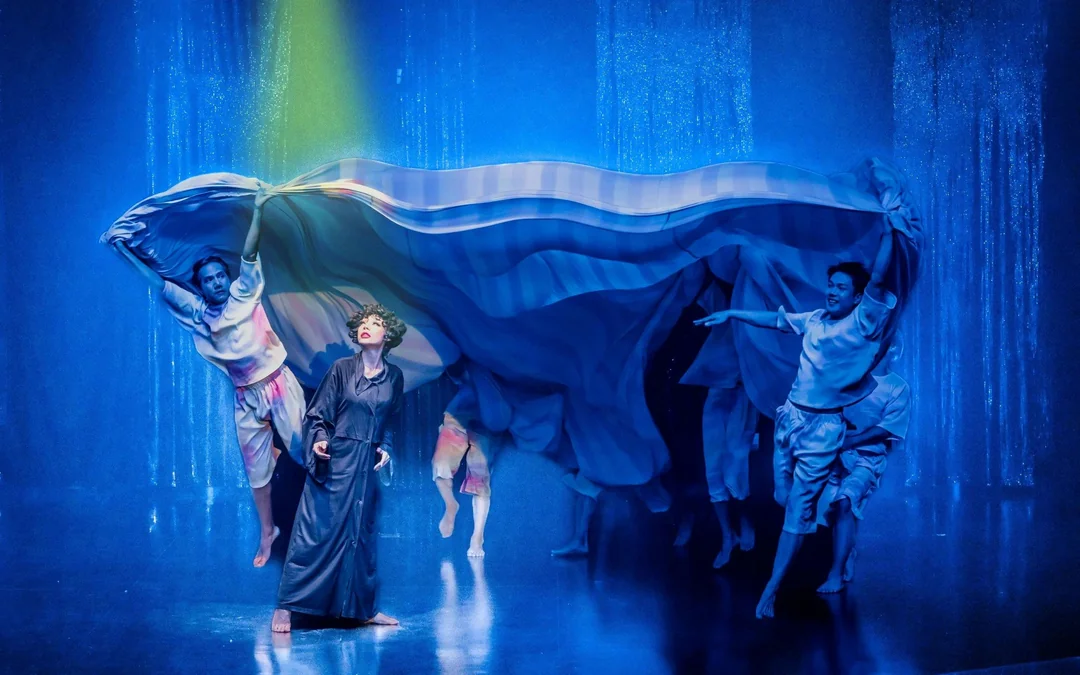 [Buy 3, Get 4] Calypso Cabaret Tickets Image 2