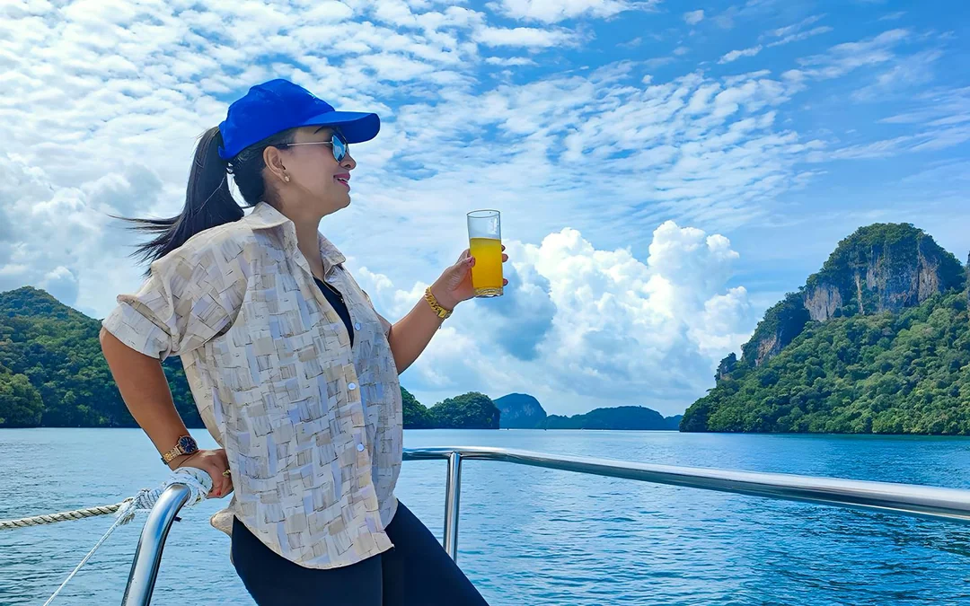 By Catamaran: Langkawi Island Hopping Tour with Lunch
 Image 4