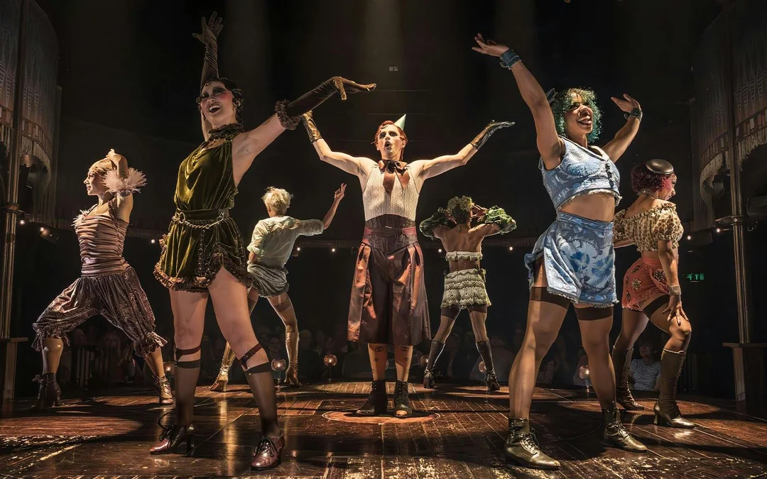 Cabaret Image 7