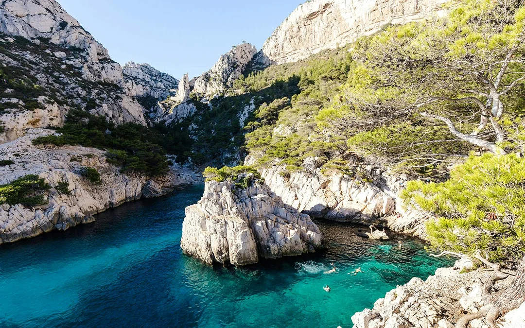 Calanques Exploration Sailing Cruise Image 2