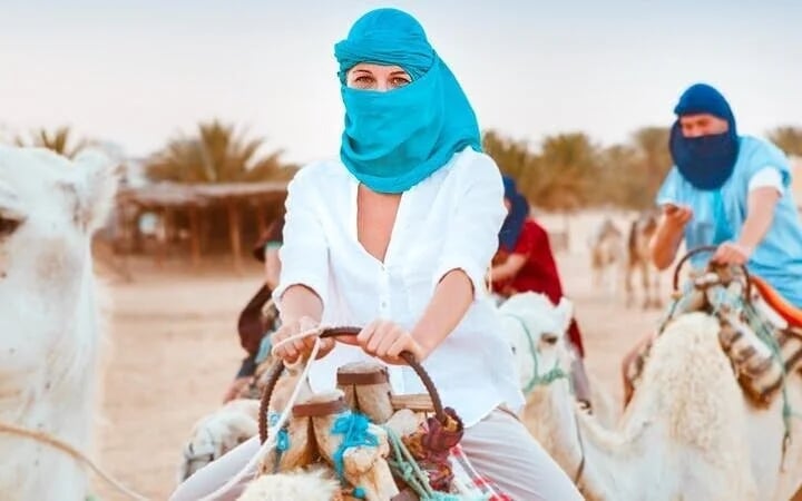 Camel Ride Through the Palmeraie Grove With Transfer - Marrakesh Image 2