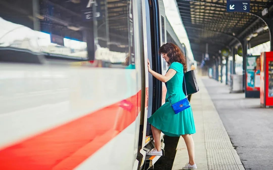 Campania Express One-Way Tickets: Naples to/from Herculaneum Image 2