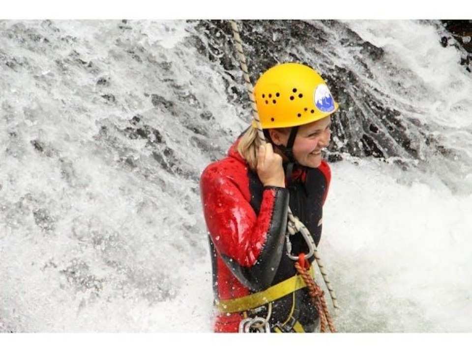 Canyoning beginner tour through the Alpenrosen Canyon