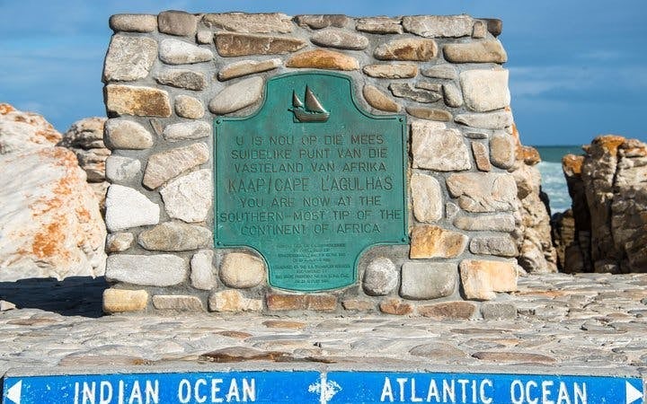 Cape Agulhas and Stony Point Private Guided Tour from Cape Town with Hotel Transfers Image 2