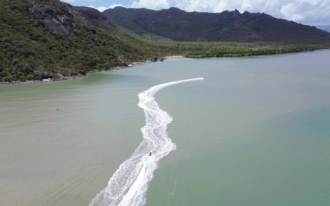 Cape Cleveland Jet Ski Tour (approx. 2 hours and 30 minutes) Image 8