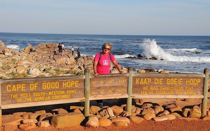 Cape Peninsula Private Tour with Guide-Driver and Hotel Transfers Image 5