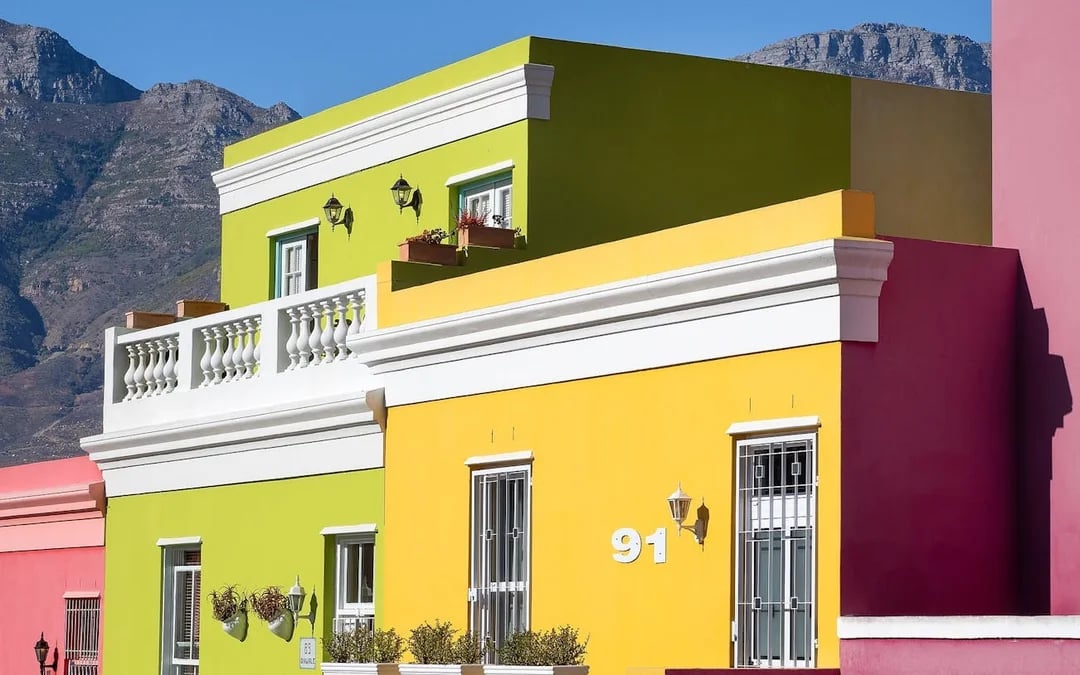 Cape Town Guided City Tour with Castle of Good Hope Entry and Table Mountain Visit Image 2