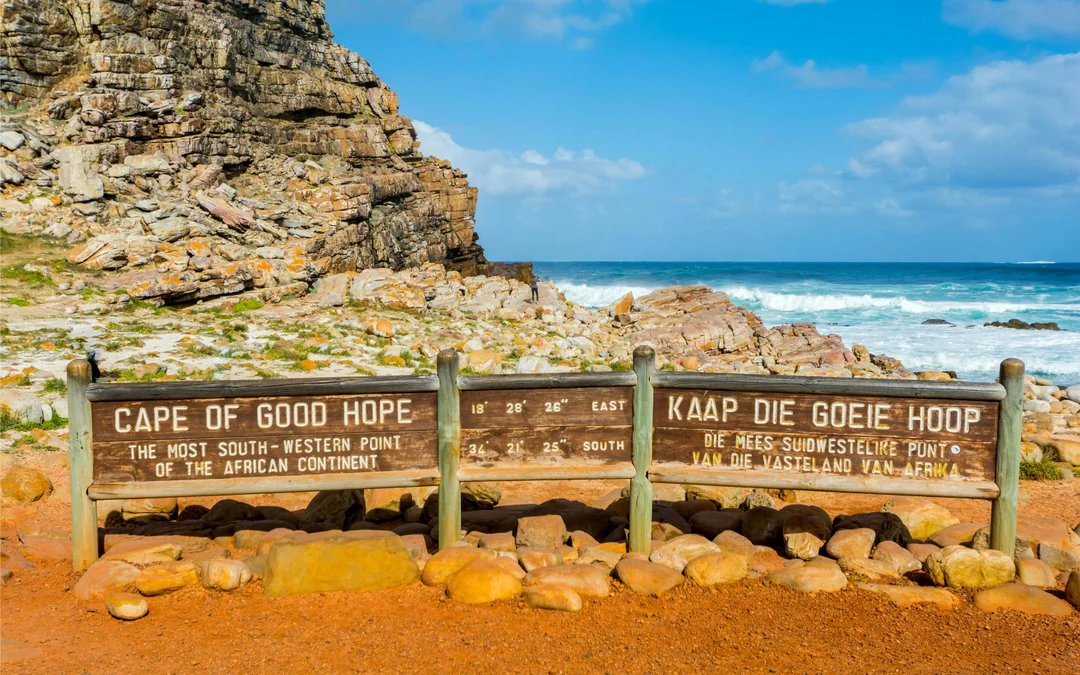 Cape Town: Half-Day City Tour with Table Mountain Cable Car Ticket and Hotel Pickup Image 3