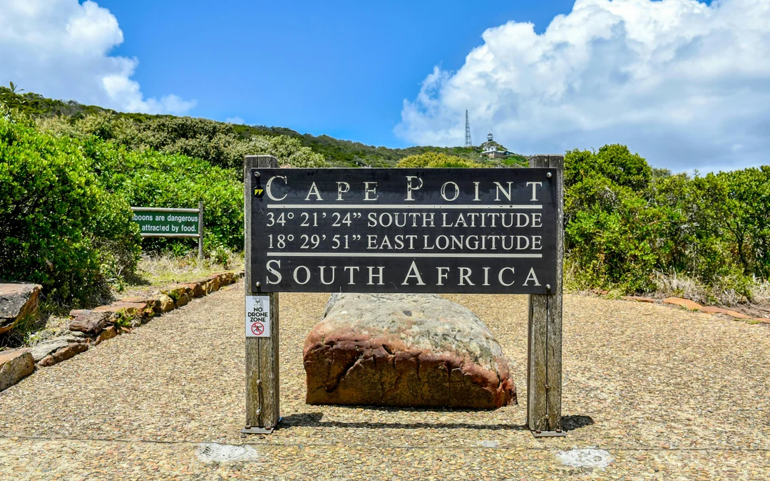 Cape Town: Half-Day City Tour with Table Mountain Cable Car Ticket and Hotel Pickup Image 4