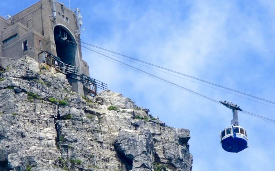 Cape Town Half-Day City Tour with Table Mountain Visit Image 4