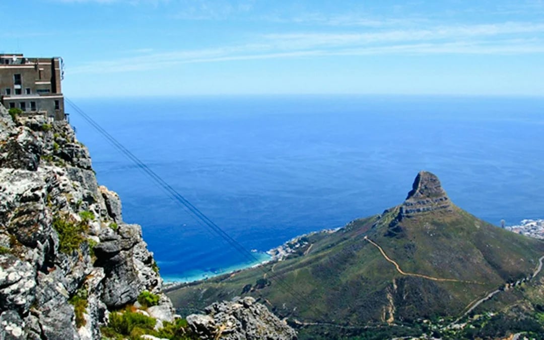 Cape Town Half-Day City Tour with Table Mountain Visit Image 5