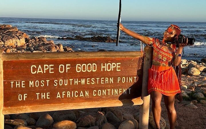 Cape Town Table Mountain, Boulders Beach Penguins, and Cape Point Guided Group Tour with Hotel Pickup Image 5