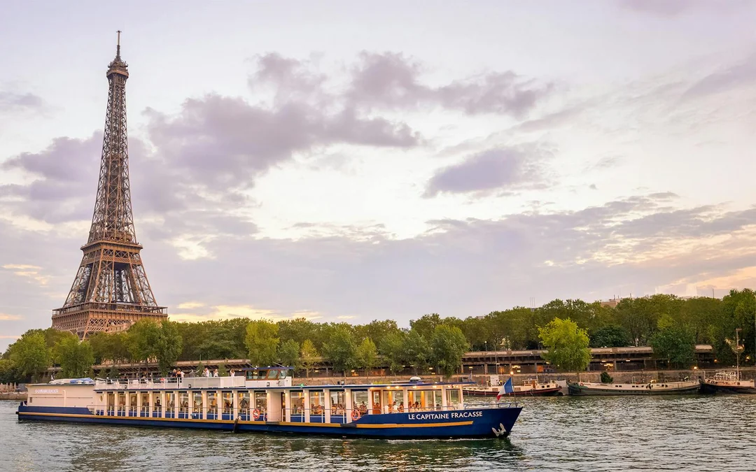 Capitaine Fracasse Seine River Dinner Cruise Image 1