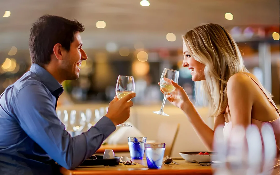 Captain Cook 3 or 4-Course Dinner Cruise on Sydney Harbour Image 3