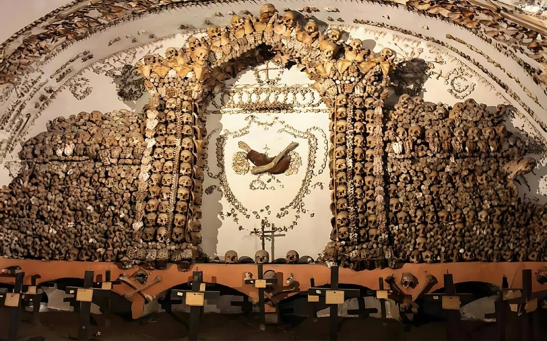 Capuchin Crypt Tickets with Audio Guide Image 4