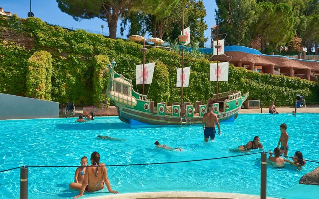 Caravelle Aquapark Ticket Image 2