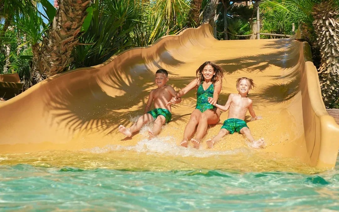 Caribe Bay Entrance Tickets Image 7