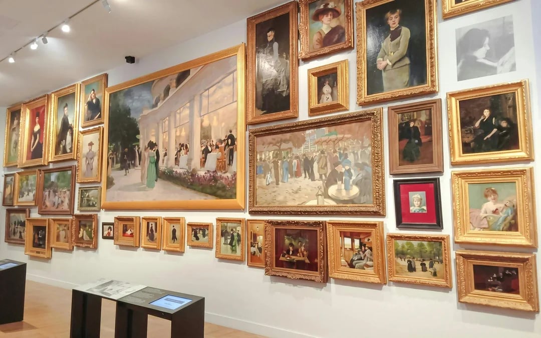 Carnavalet Museum Guided Tour with Permanent Exhibition Access and Historical Insights in Paris Image 3