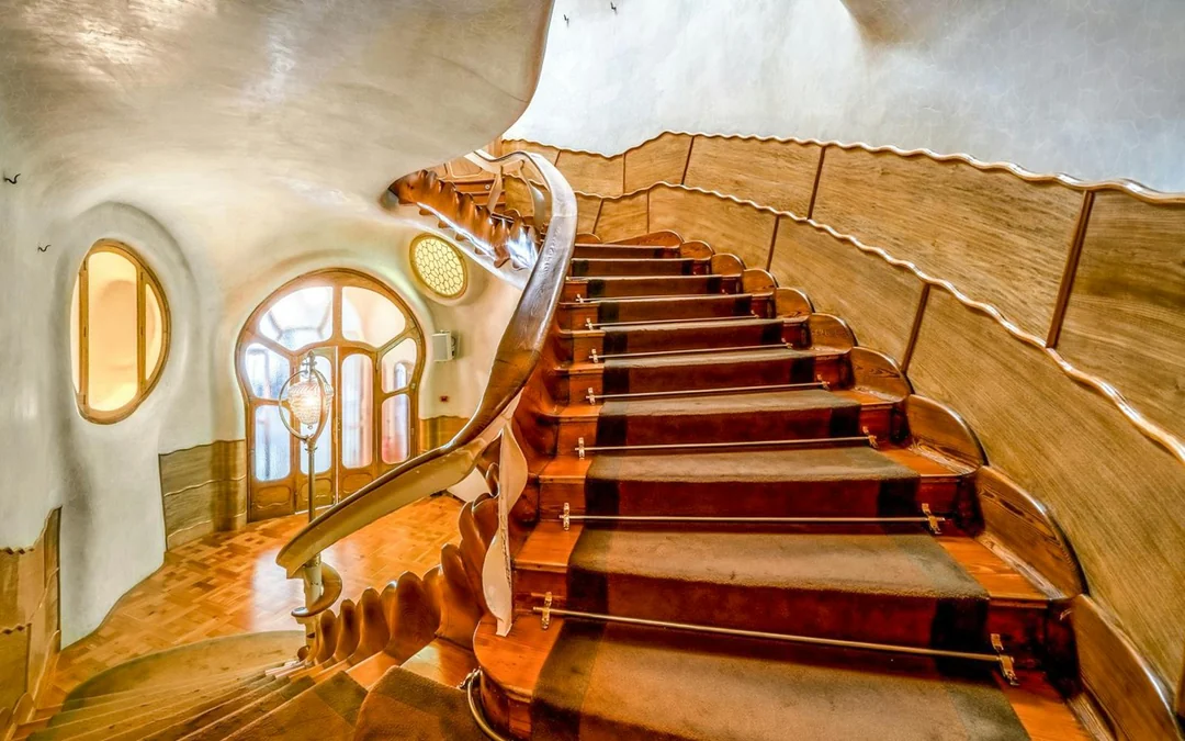Casa Batllo Skip-the-Line Guided Tour Image 2