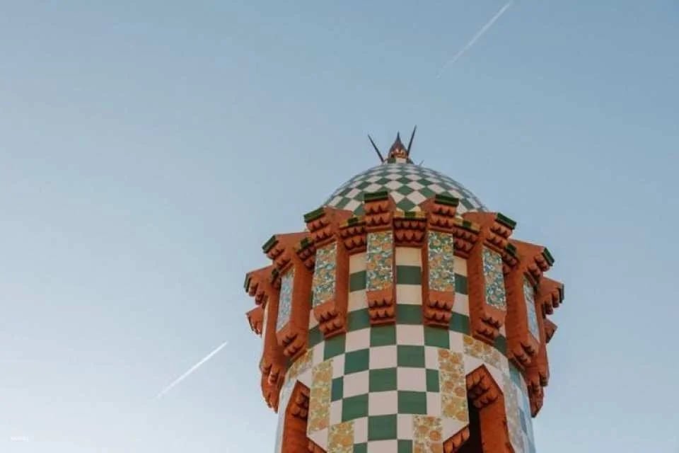 Casa Vicens entrance ticket with audio guide and dessert tasting