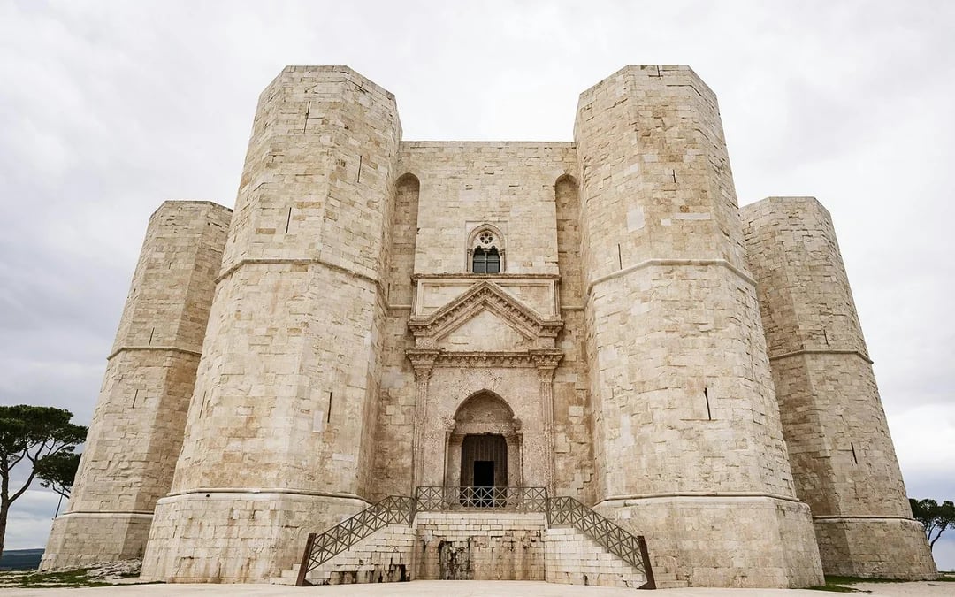 Castel del Monte Skip-the-Line Tickets Image 2